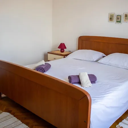 Bepo I Marija A2 * Pag Town